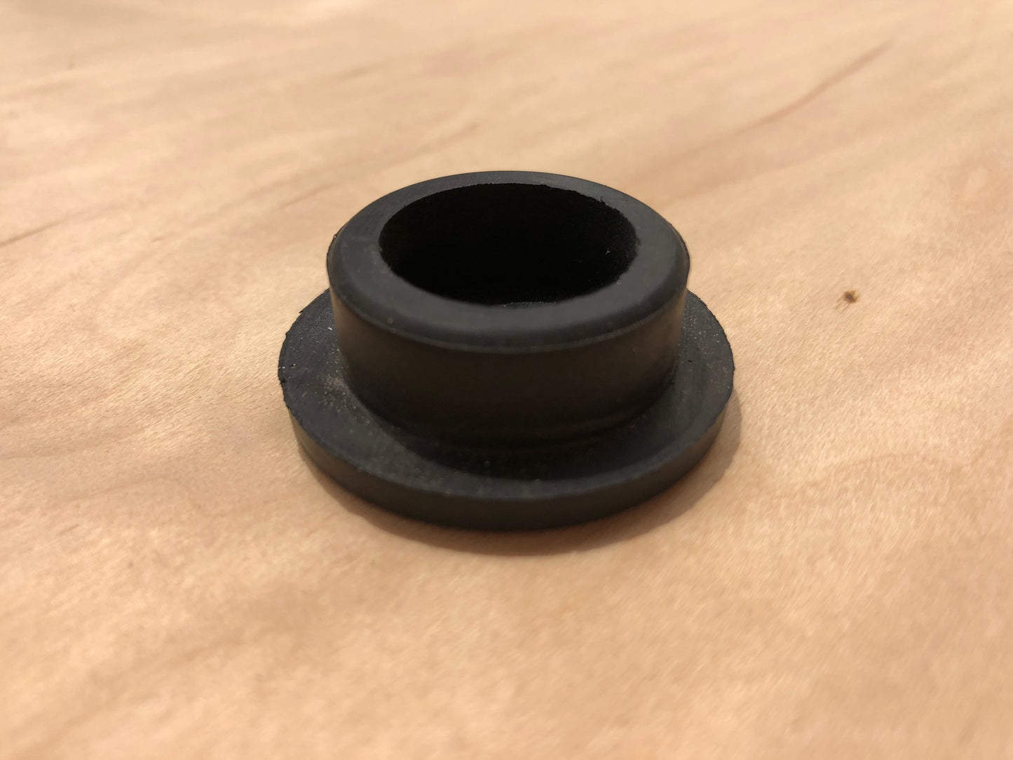 Vacuum Table Plug
